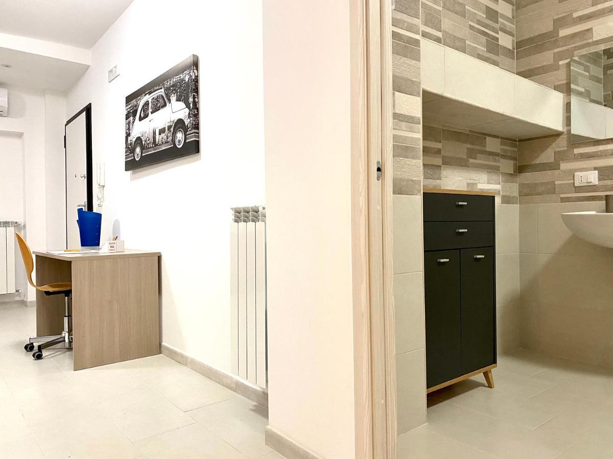 Monopoli Guest House - Puglia Mia Apartments Екстер'єр фото